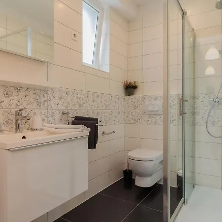 Josipa By Interhome * Policnik