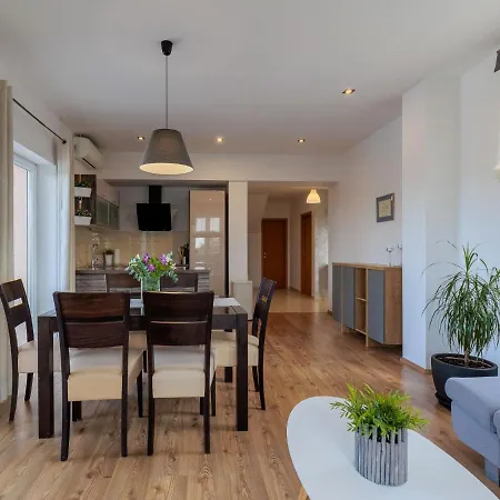 Josipa By Interhome *